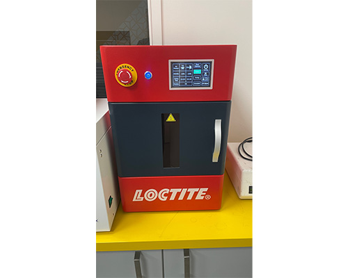 Red Loctite Machine Flasheur UV Loctite EQ CL36